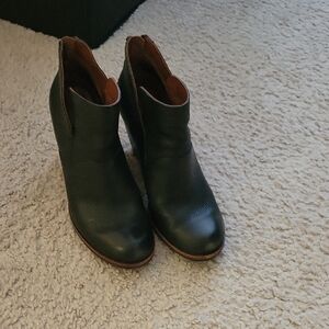 Elegant Black Ankle Boots